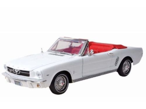 Dh4 car 1/18 motormax 1964 ford mustang convertible white 