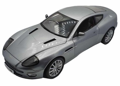1:12 Kyosho Aston Martin V12 Vanquish 007 Bond Car 08603S