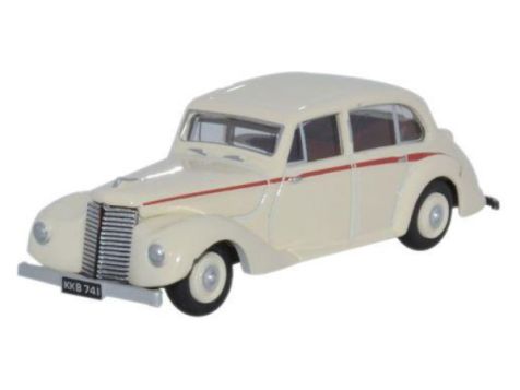 1:76 Oxford Diecast Armstrong Siddeley Lancaster Ivory