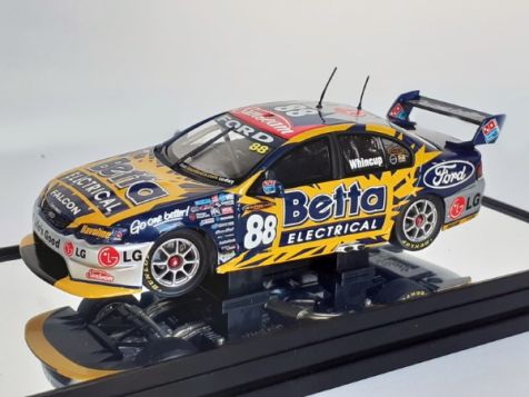 1:43 Classic Carlectables 2006 Betta Electrical Ford BA Falcon #88 Whincup 2088-1