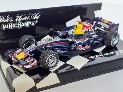 1:43 Minichamps 2008 Red Bull Racing Renault RB4 #9 D. Coulthard