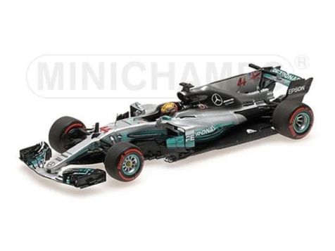 1:43 Minichamps 2017 F1 World Champion Mercedes-AMG F1 W08 EQ Power+ # 44 Lewis Hamilton