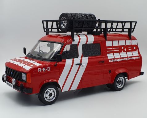 1:18 IXO-Models TRANSIT MKII TEAM RED ENGINEERING DEVELOPMENT RALLY ASSISTANCE WITH ACCESSORIES 1985 18RMC072XE