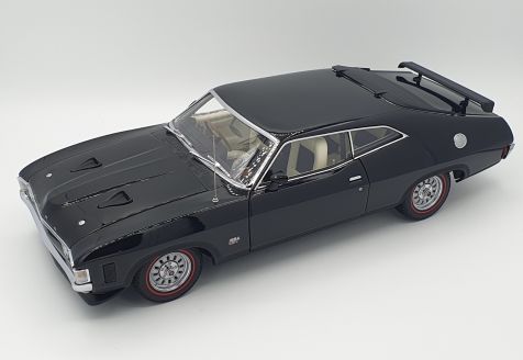 1:18 Classic Carlectables 1973 XA Ford Falcon RP083 Coupe - Onyx Black