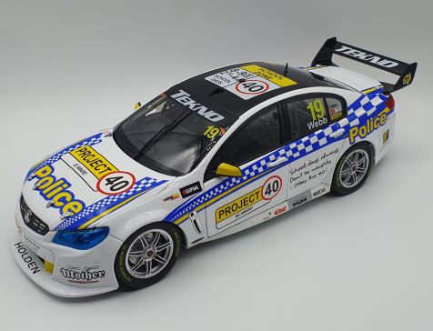 1:18 Carlectables Tekno Autosports Holden VF Commodore 2003 Clipsal 500