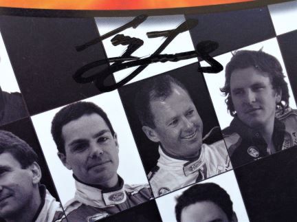 v8-supercars-australia-2004-yearbook-sam-media-2004-hand-signed-by-craig-lowndes